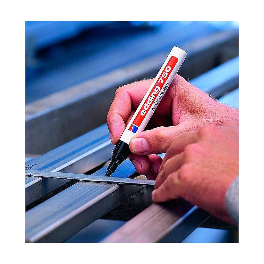 Marker cu vopsea neagra Edding 750, varf 2-3mm, corp aluminiu